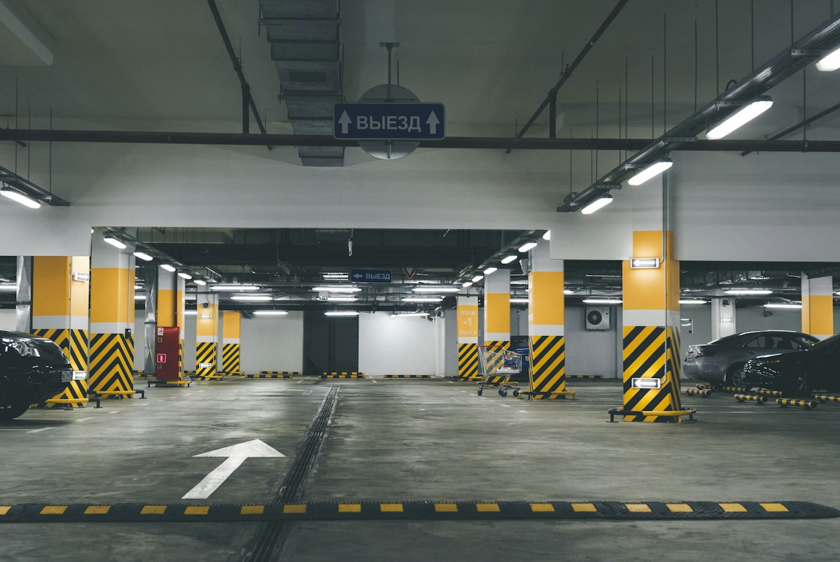 Abonados Mensuales y Auditoría de Estacionamiento